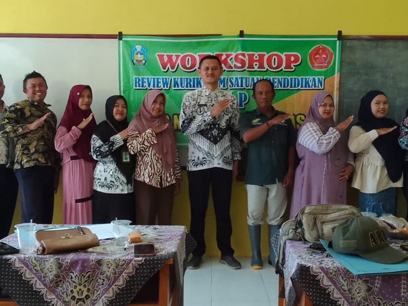 WORKSHOP KURIKULUM SATUAN PENDIDIKAN SDN 2 KAYUMAS